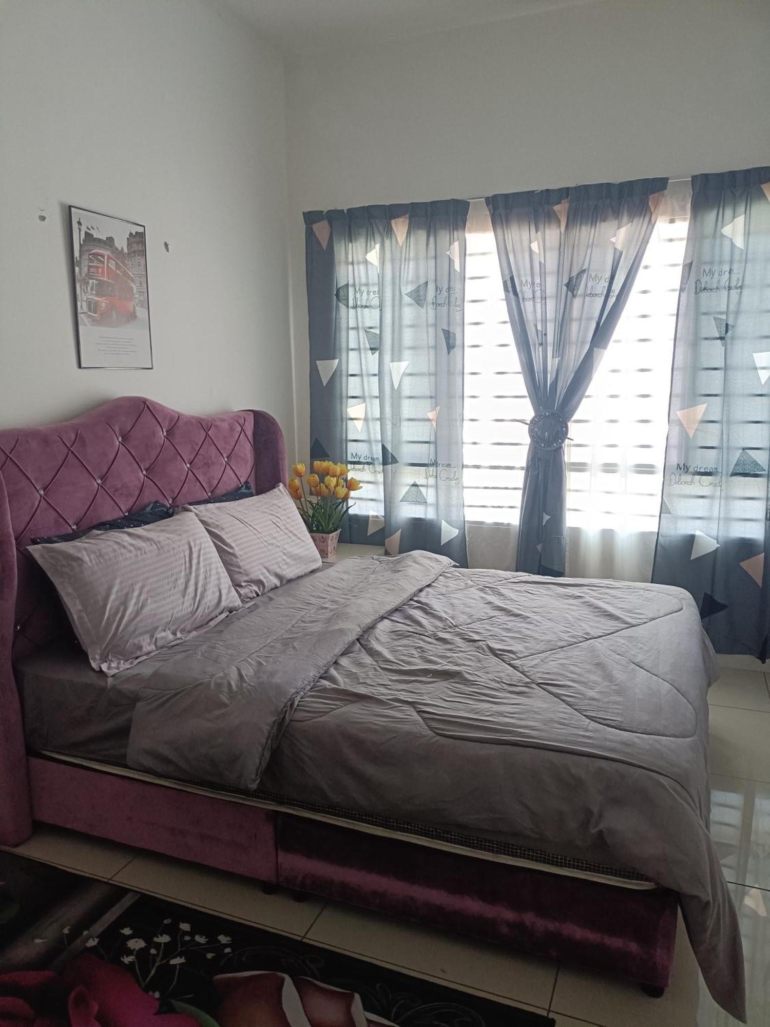 Cikta'Z Homestay Southville City Bangi Kampong Tangkas Екстер'єр фото